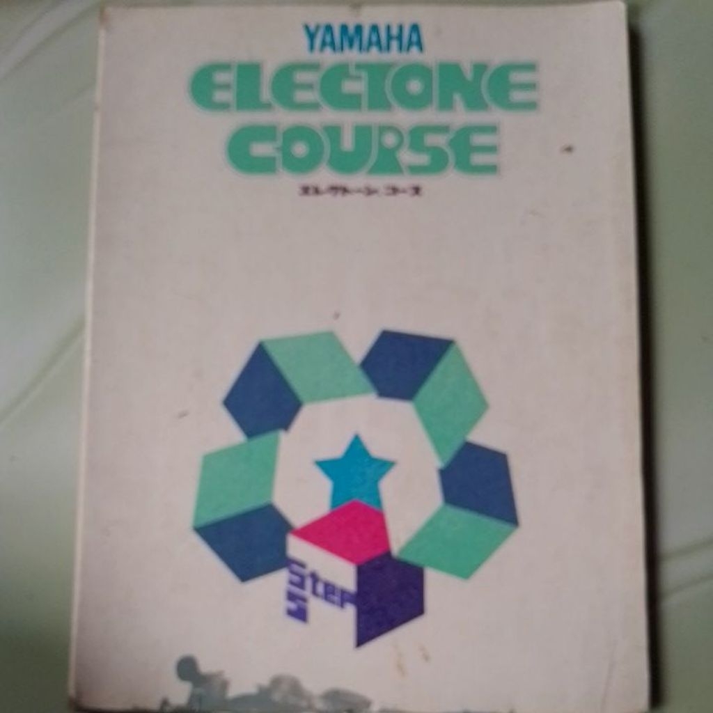 Buku Musik Yamaha Electone Course