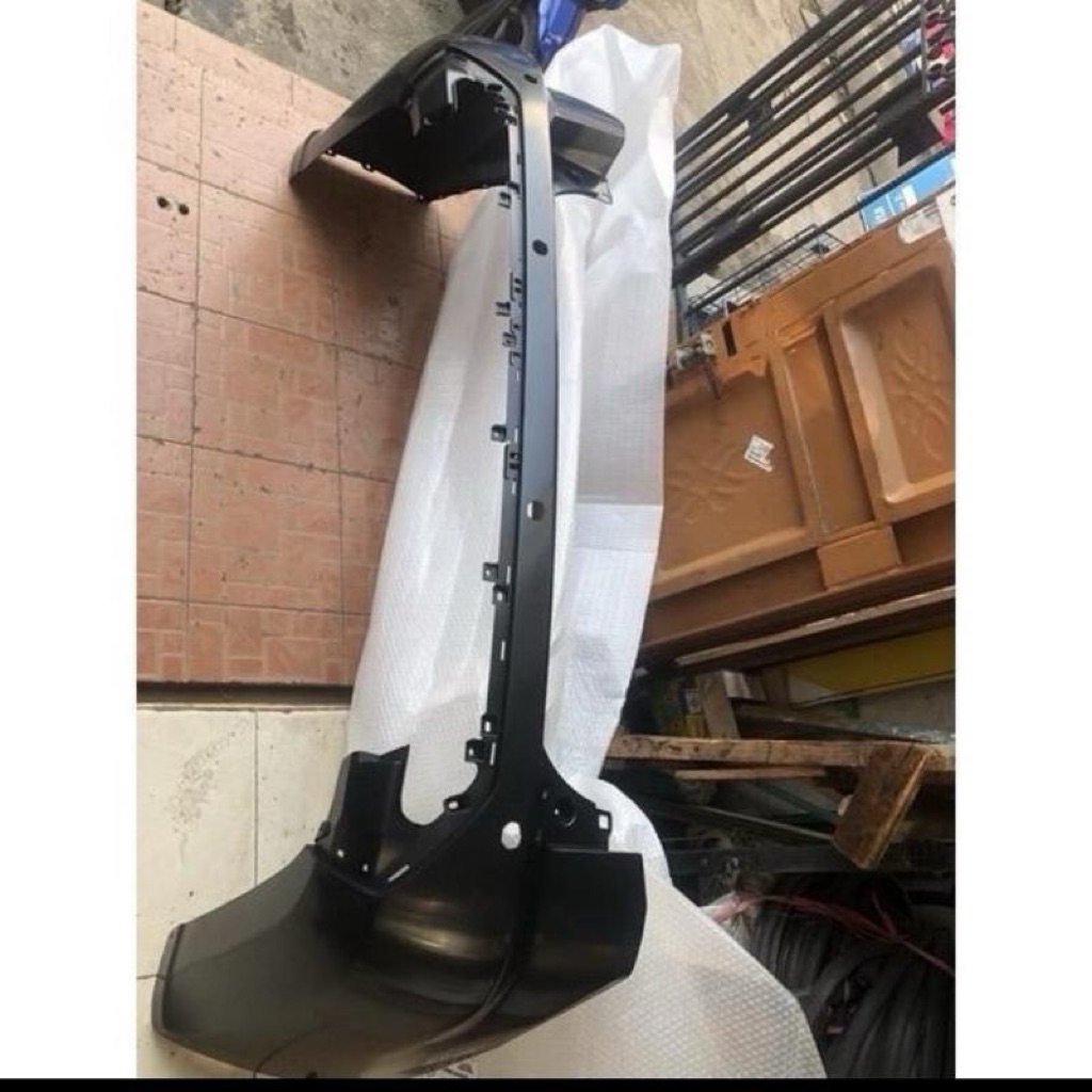 Bemper Belakang Mitsubishi Pajero Sport 2022-2025 original