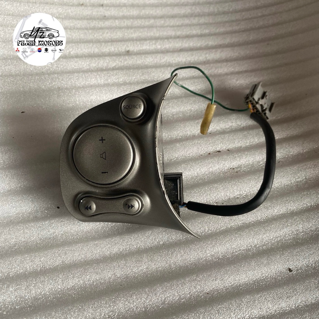 Tombol stir nissan march original