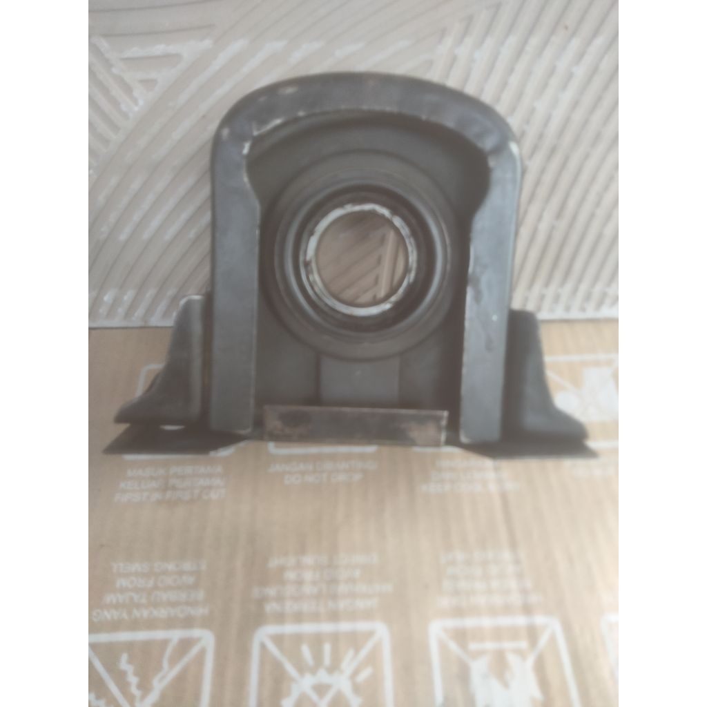 gantungan kopel depan colt diesel  canter   PS. 120.   1 00 copotan