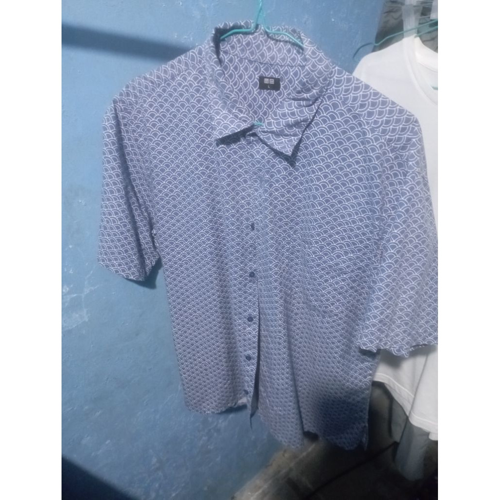 kemeja uniqlo second
