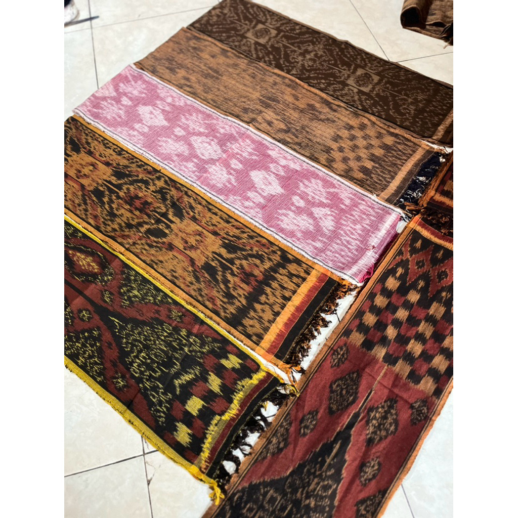 Selendang gringsing tenun antik bali