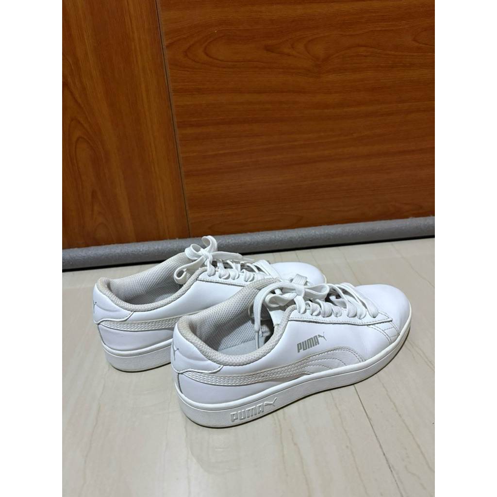 Sepatu Puma / Sneakers Original - White