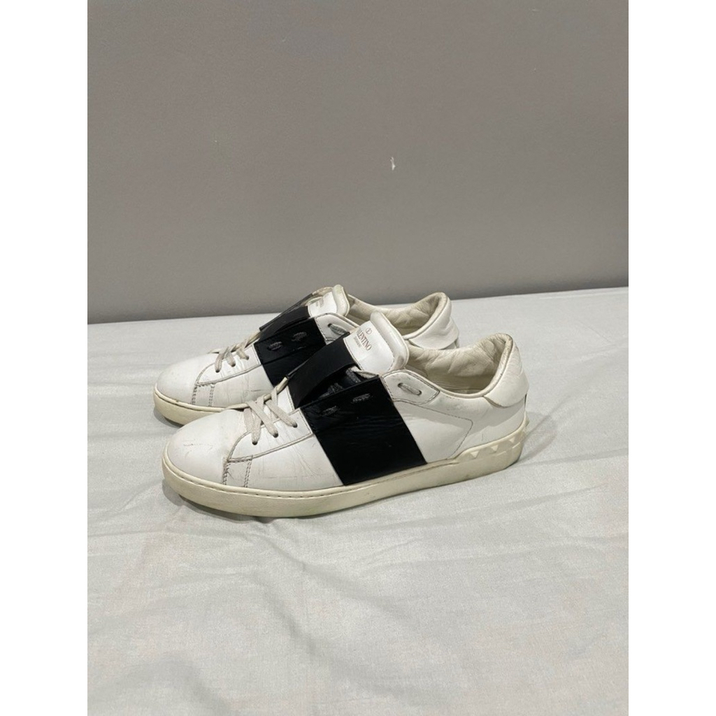 valentino sneakers second
