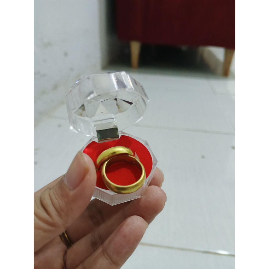 cincin koin duit pasangan