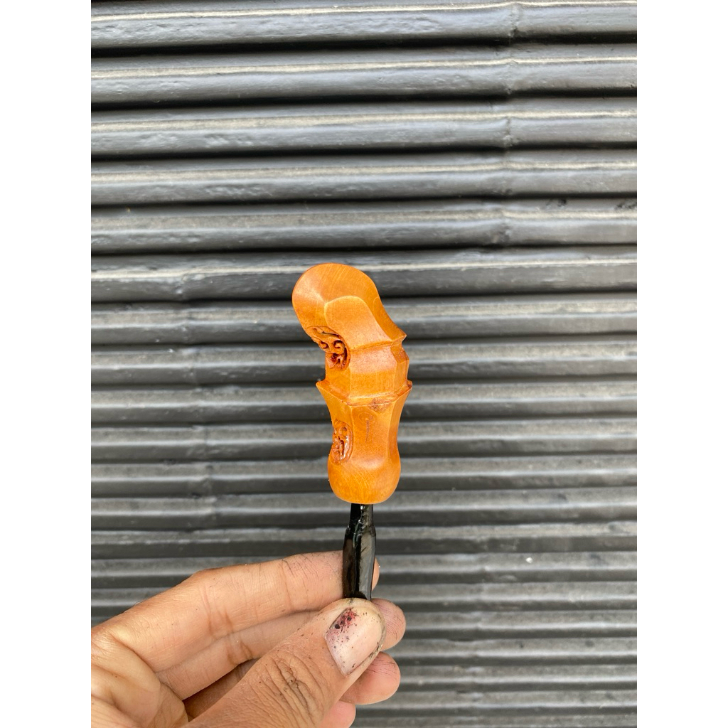 deder lempuyangan panjang 7cm kayu kemuning sirlak kompon