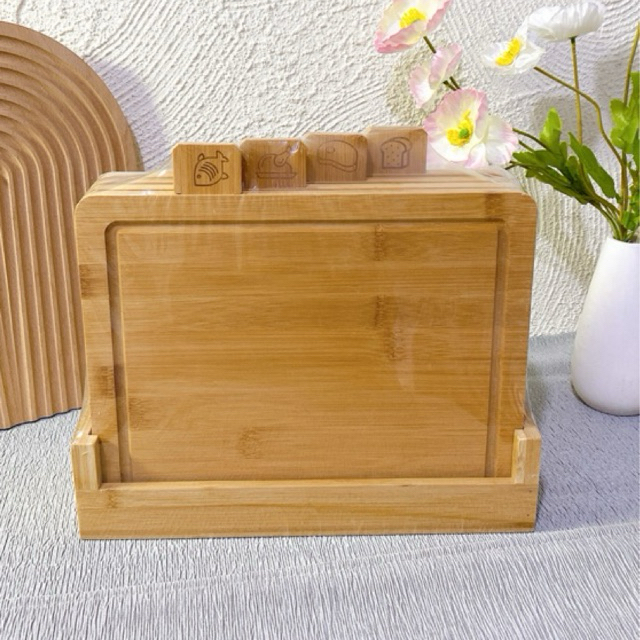Misaki Cutting Board set With Stander