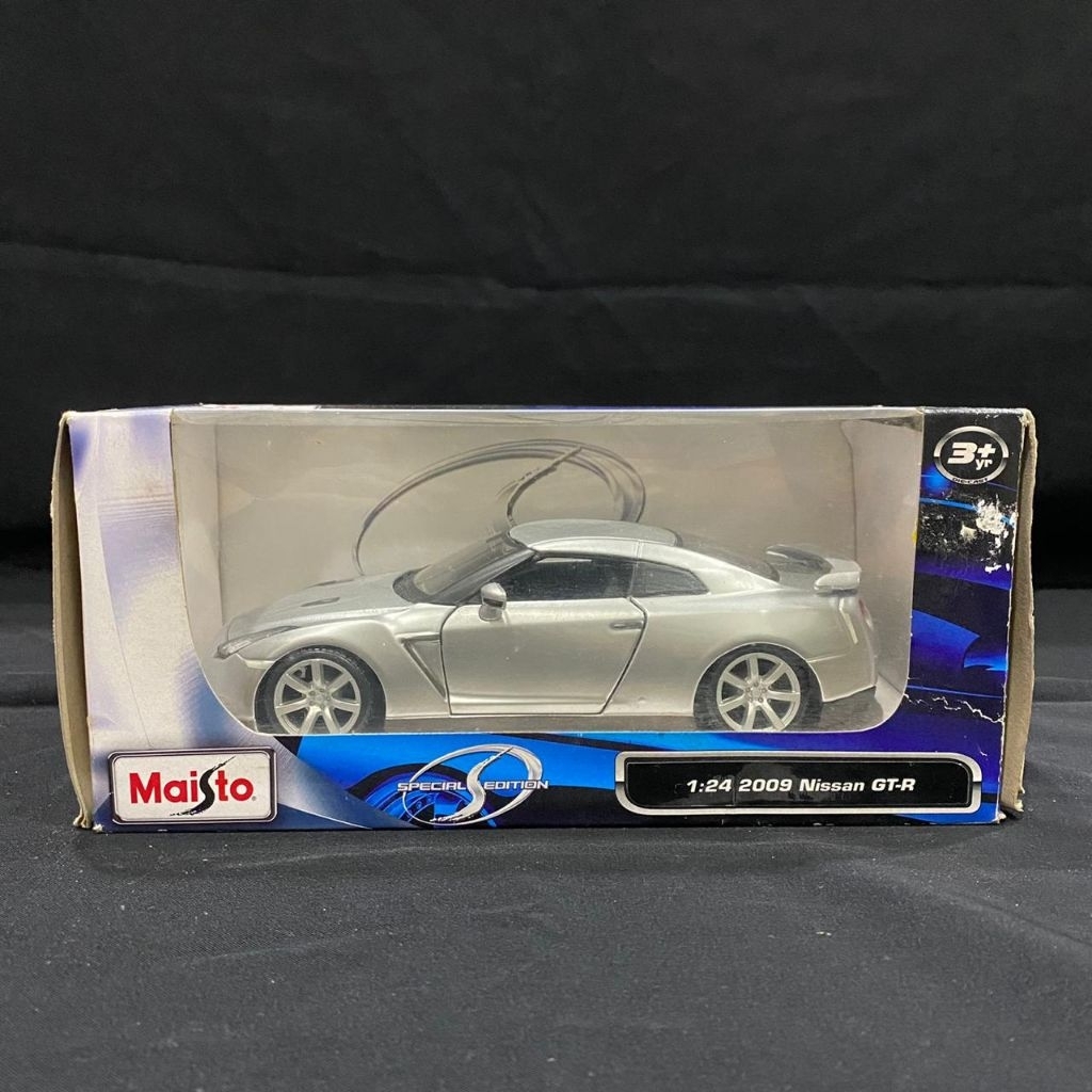Diecast Maisto 2009 Nissan GT-R Skala 1/24