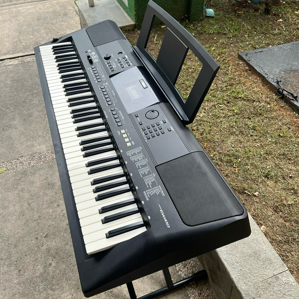 76-Keys Keyboard Yamaha EW-410