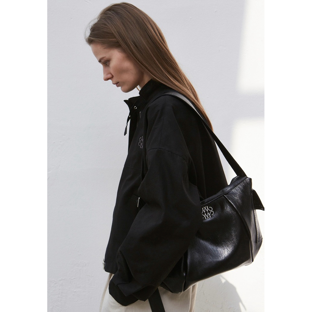 [NEW] Nick Nicole - Nicole Line Hobo Bag Black & Light Beige