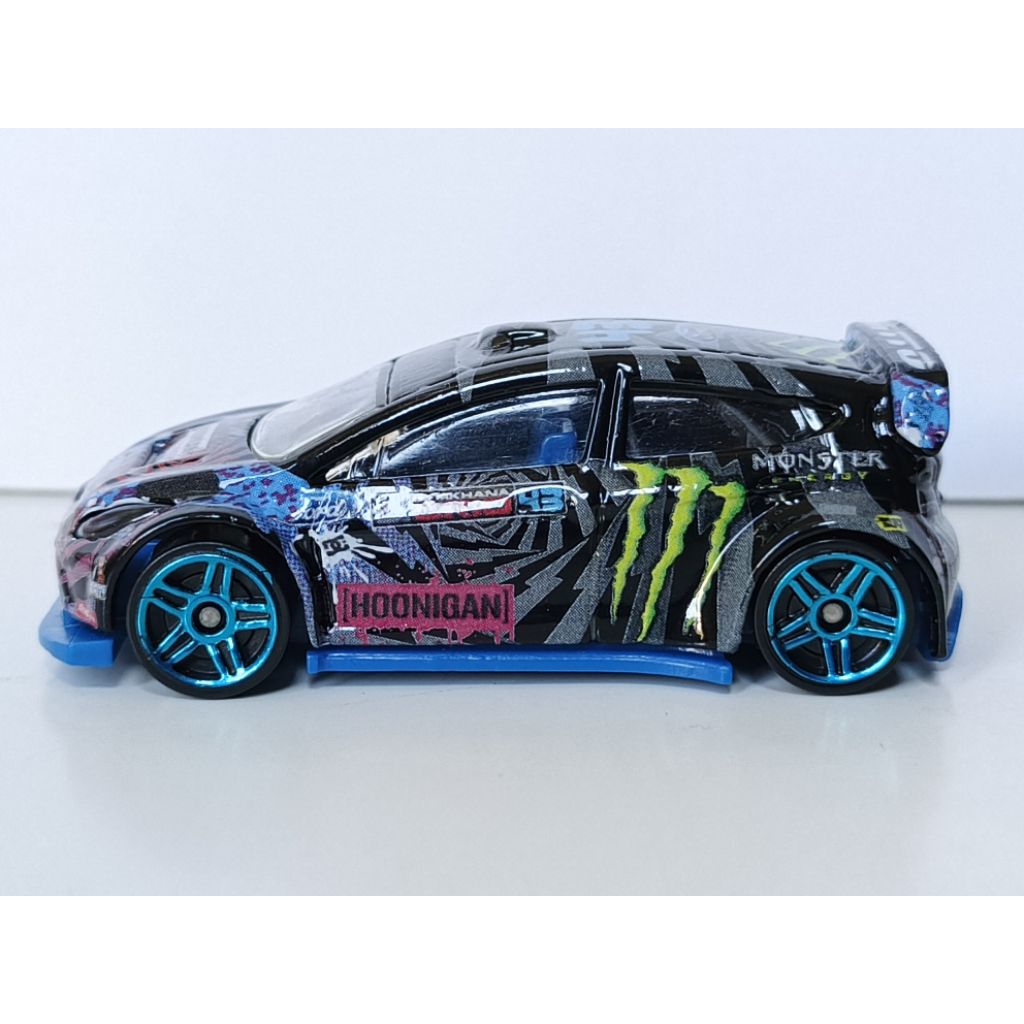 hotwheels ford fiesta custom ken block 2015