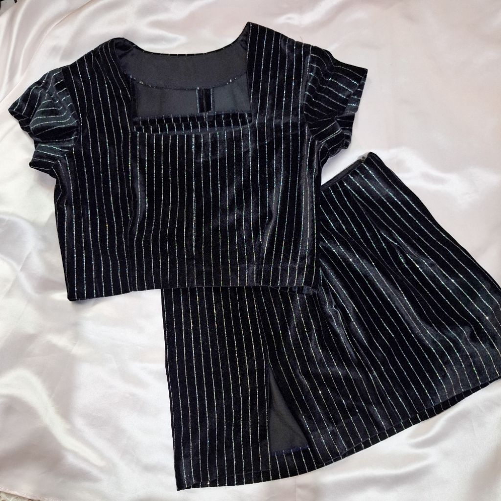 Y2K Set Crop Top & Mini Skirt Rose Blackpink