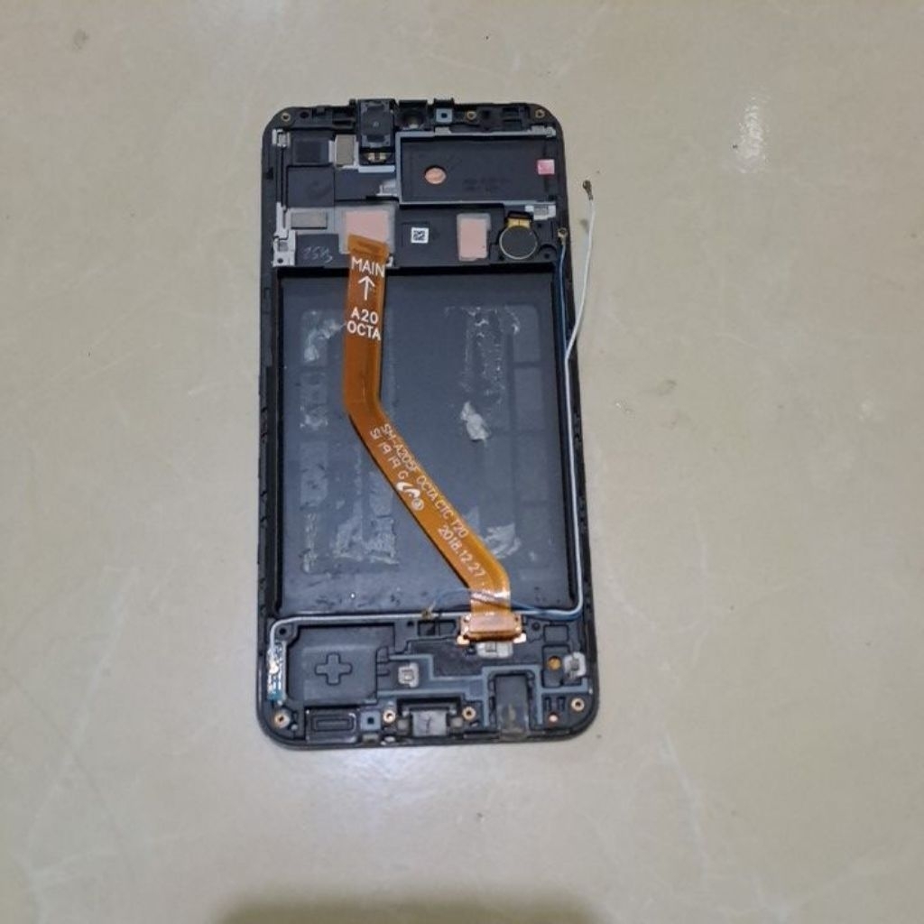 lcd samsung a20 ori bekas