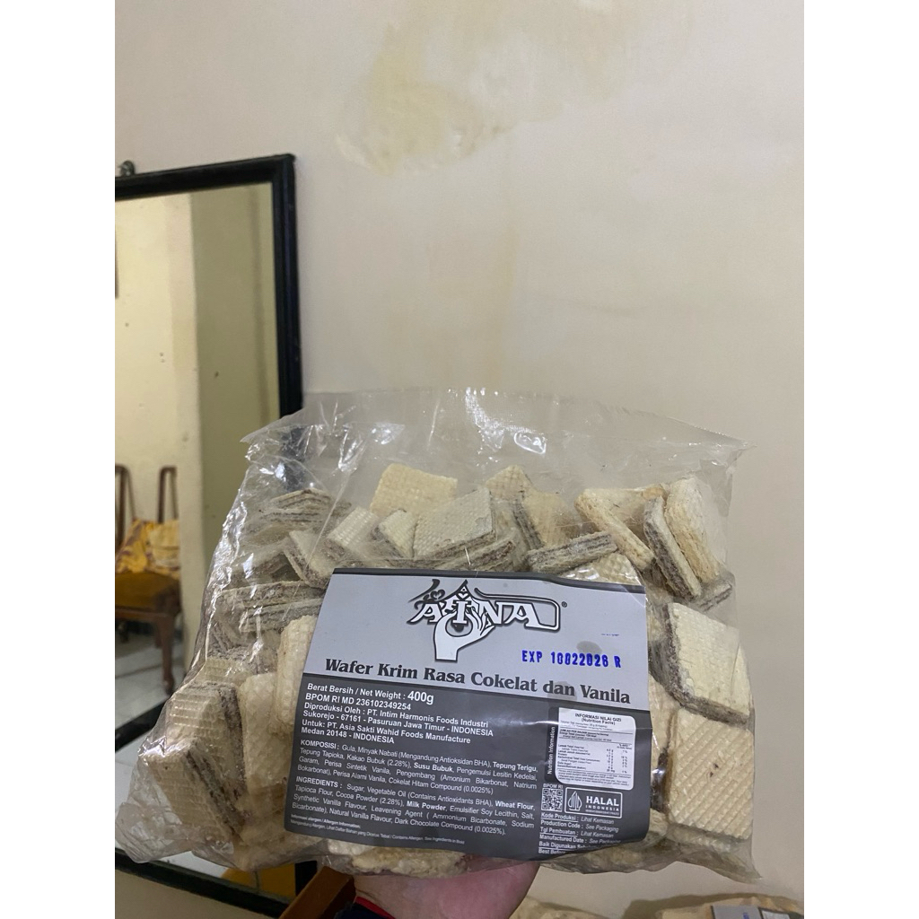 wafer cokelat inafood 400gr (camilan biskuit)