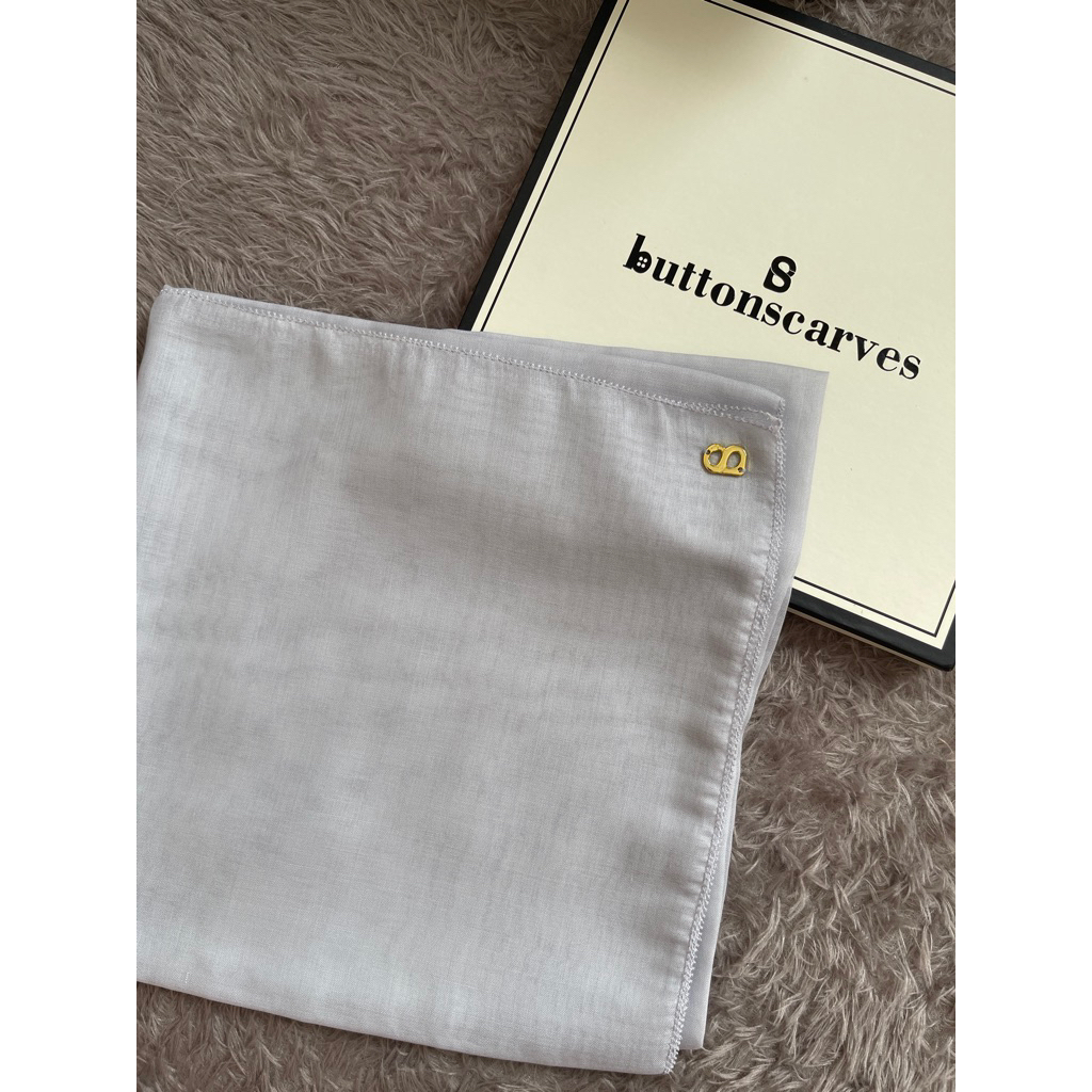 Everyday Scarf Buttonscarves