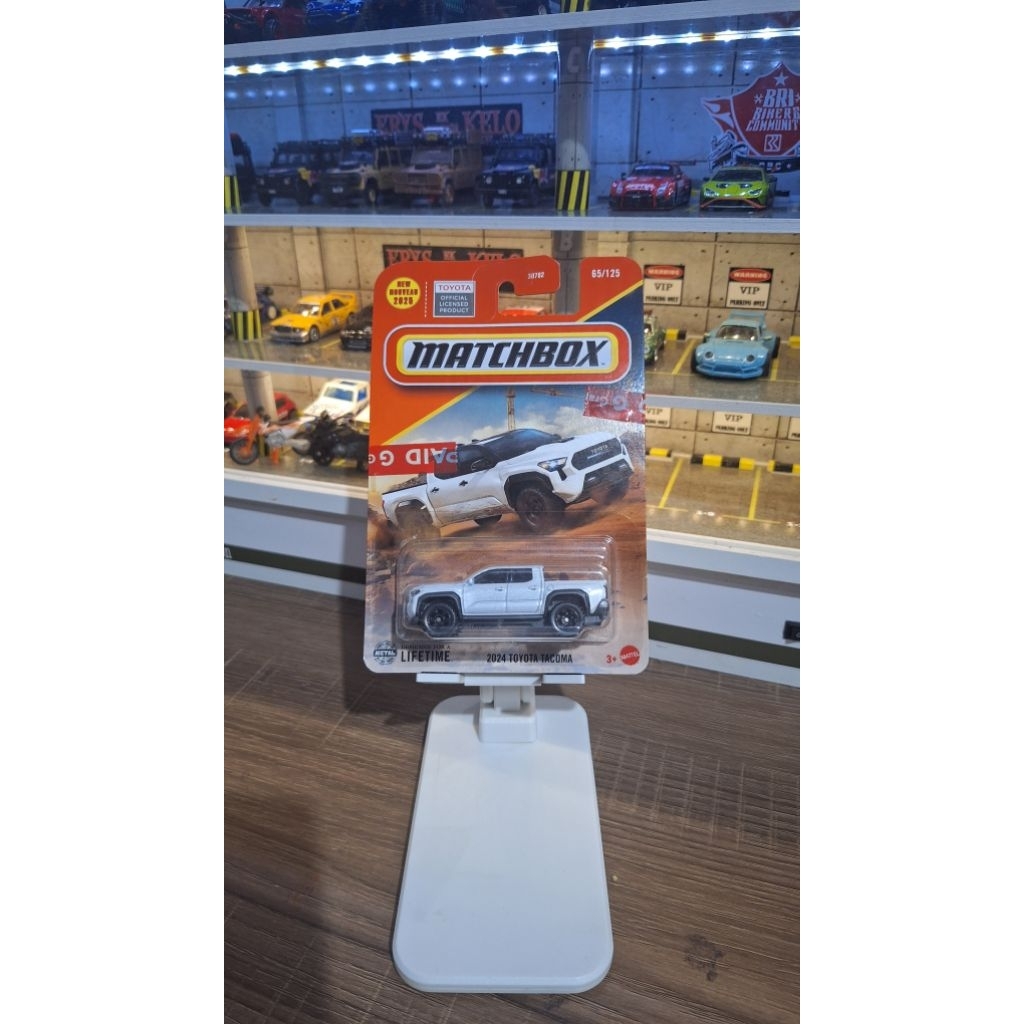 Matchbox 2024 Toyota Tacoma (White)