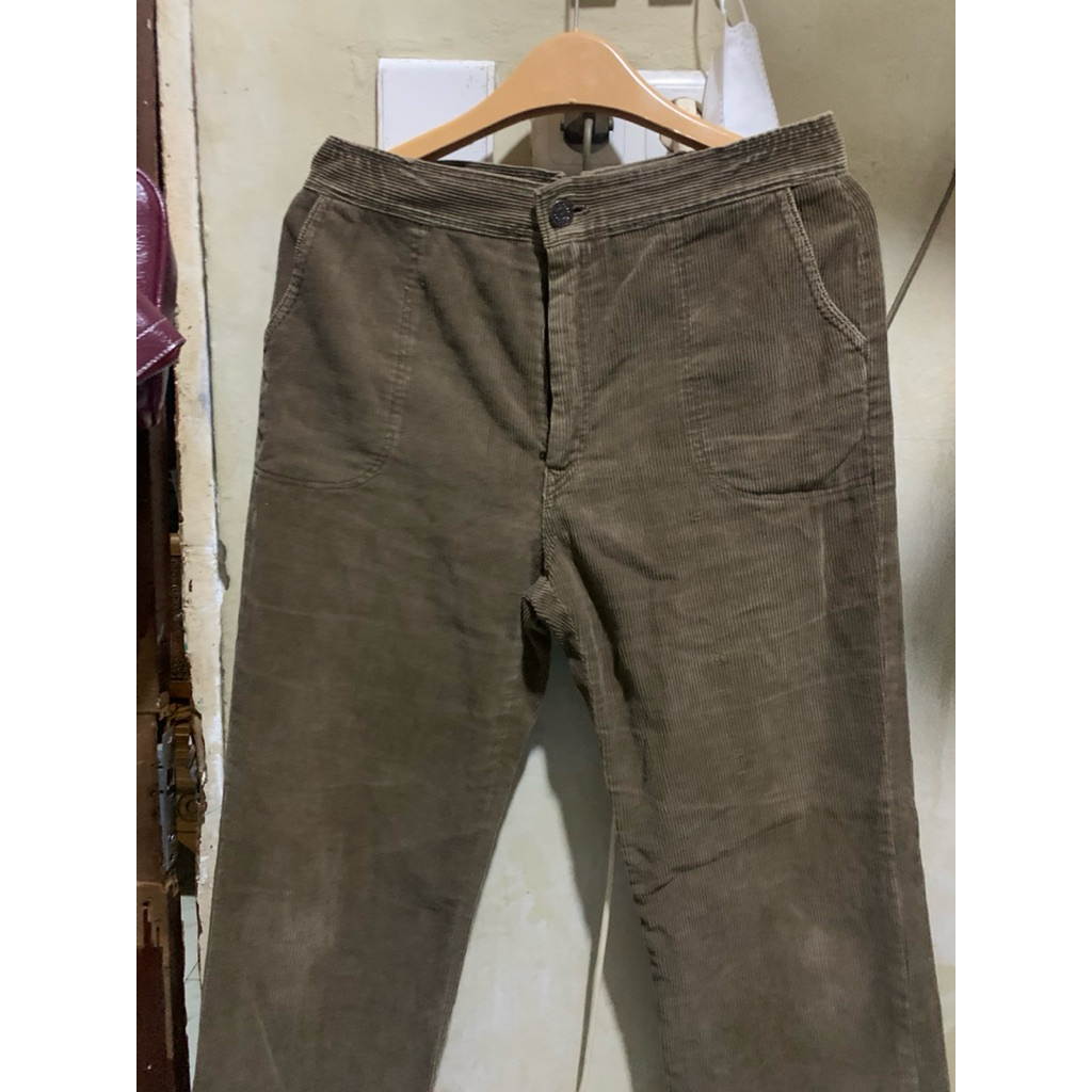 Preloved Celana Corduroy