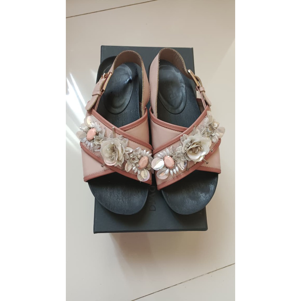Preloved Sandal PVRA Original