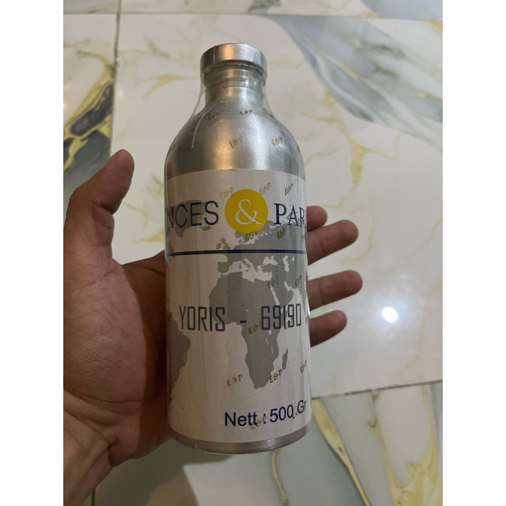 YORIS B ESSENCES PARFUM