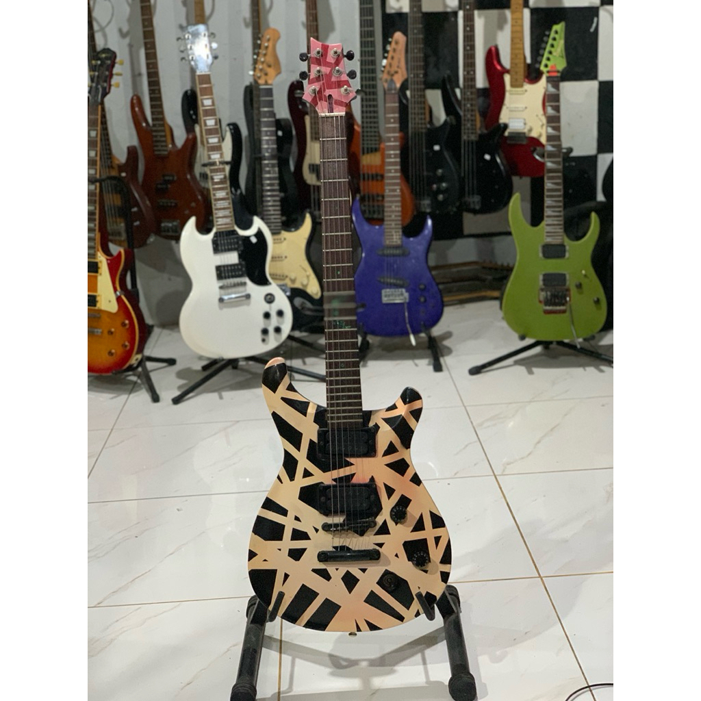 gitar elektrik model prs custom