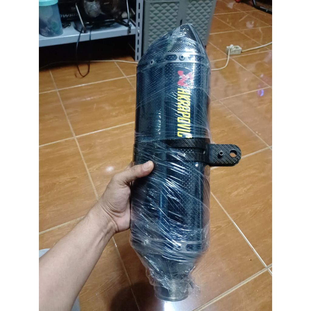 Akrapovic karbon Inlet 50 original Slovenia