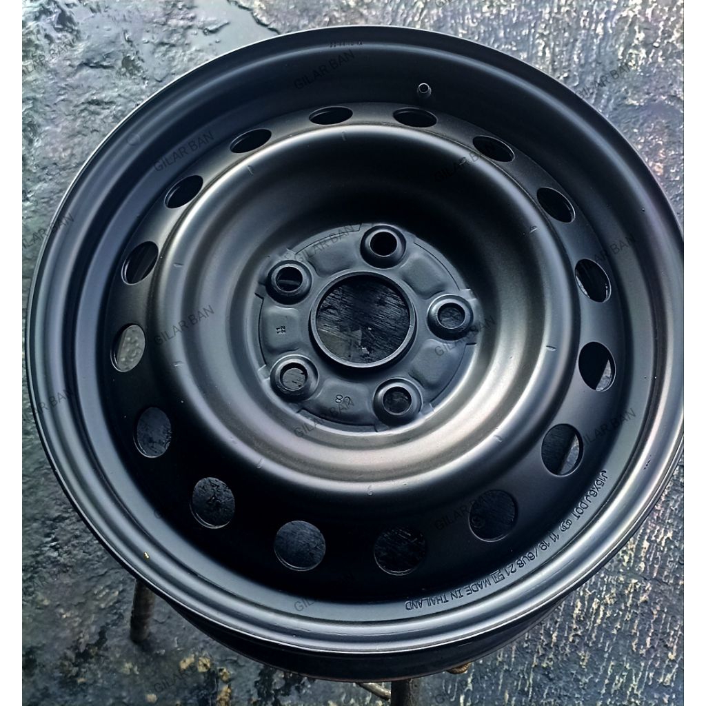 velg toyota Hilux