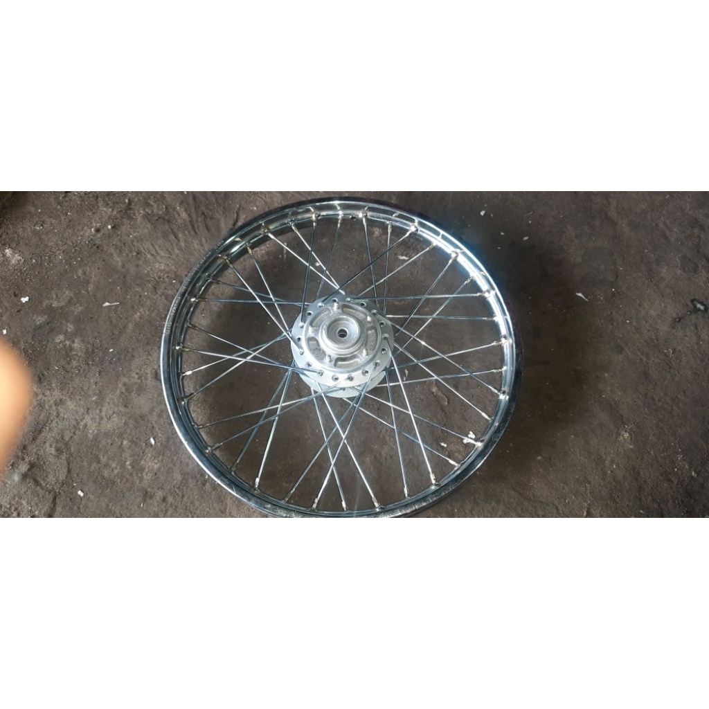 velg jari jari  depan supra x 110 lama lubang piringan 5