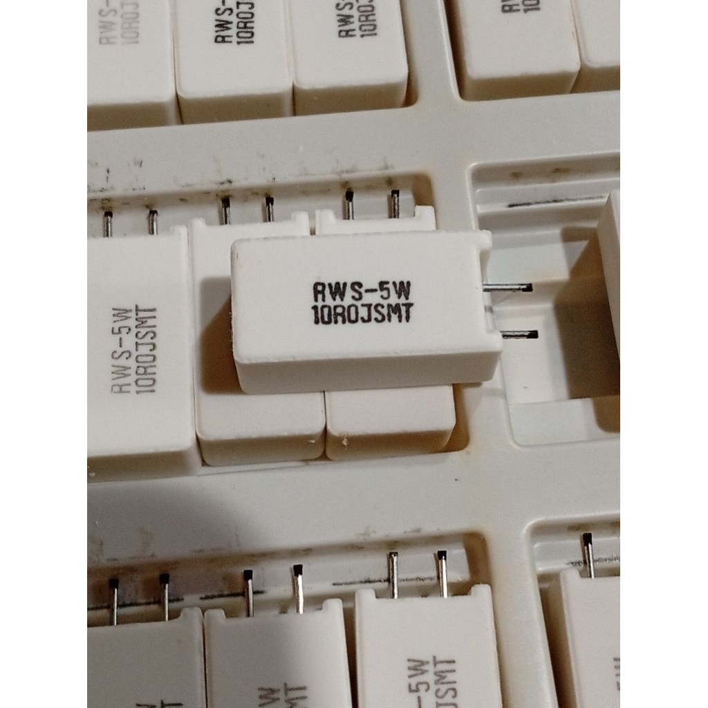 Resistor kapur berdiri 5watt sanken ukuran 10ohm / 0,24ohm / 0,18ohm -250 pcs