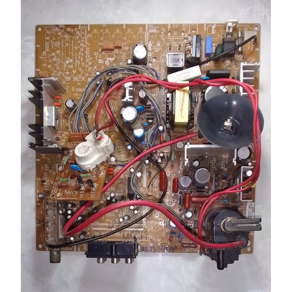 mesin tv LG slim 21 inch ( soket rca belakang 6 )