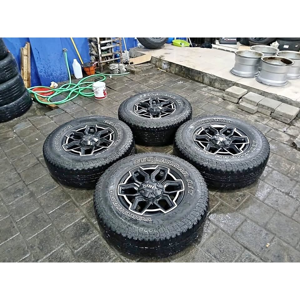 VELG HD SERIES RING 17 VELG MOBIL BEKAS R17 LEBAR 8 PCD 5X114 DAN BAN YOKOHAMA 285 70 R17