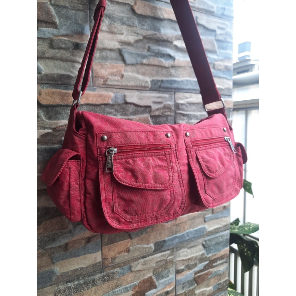Slingbag Merah Kanvas ELIZABETH - TAS PRELOVED