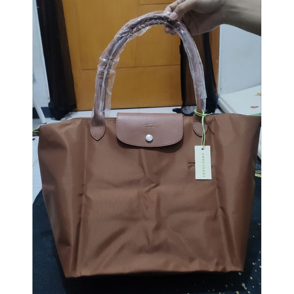 Tas wanita merk Longchamp