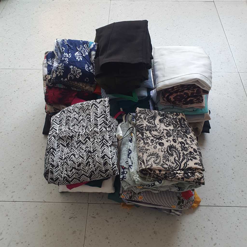 Paket Borongan Usaha A - Baju Wanita 25 pc - Size Kecil - Baju Kaos Kemeja Dress Batik Celana - Seco