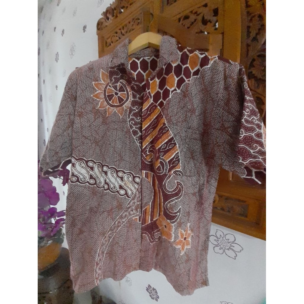 Baju Batik Pria Preloved Second Branded ( LD 110 / P 68 )