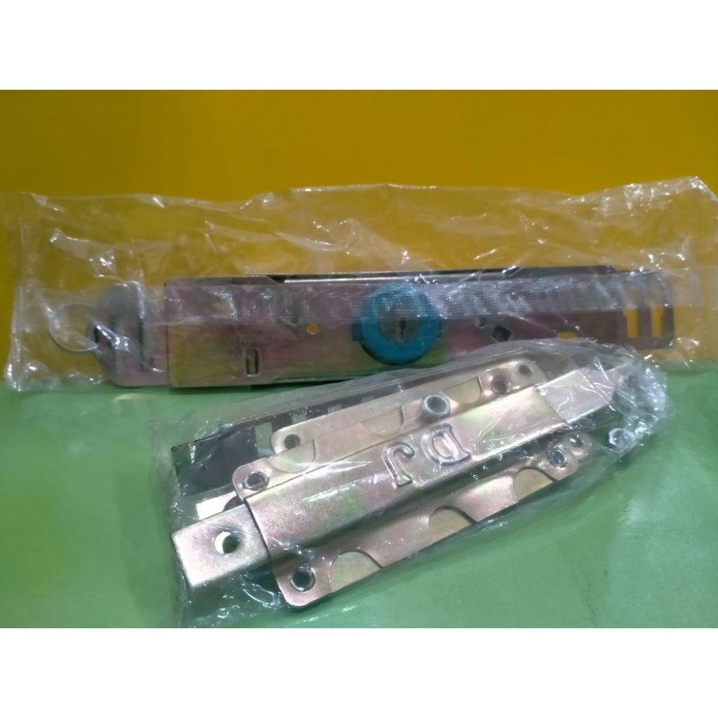 kunci pintu roling door