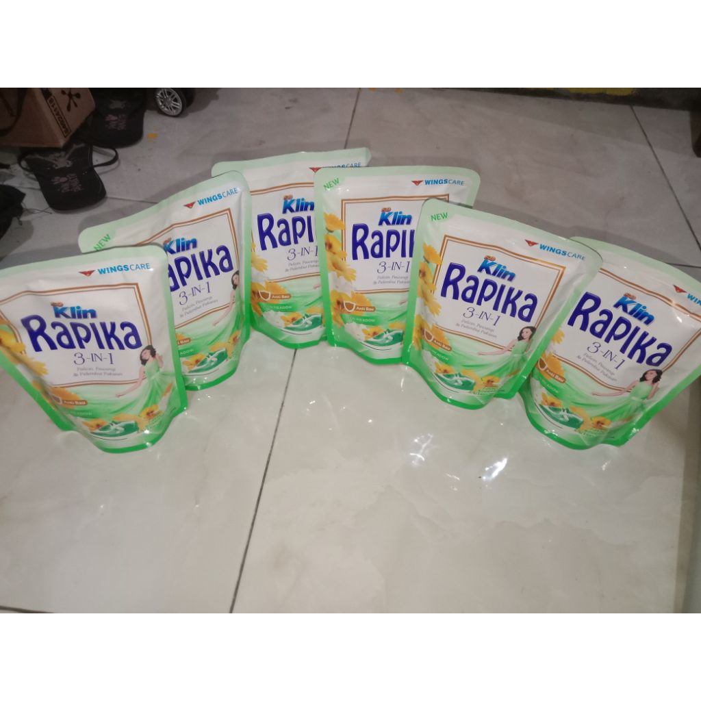 rapika pelicin pakaian