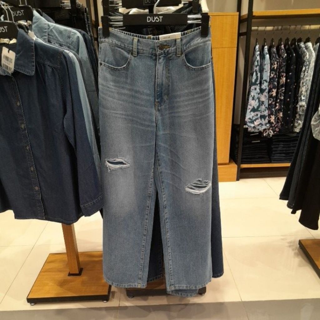 Celana Jeans Wanita Brand Dust