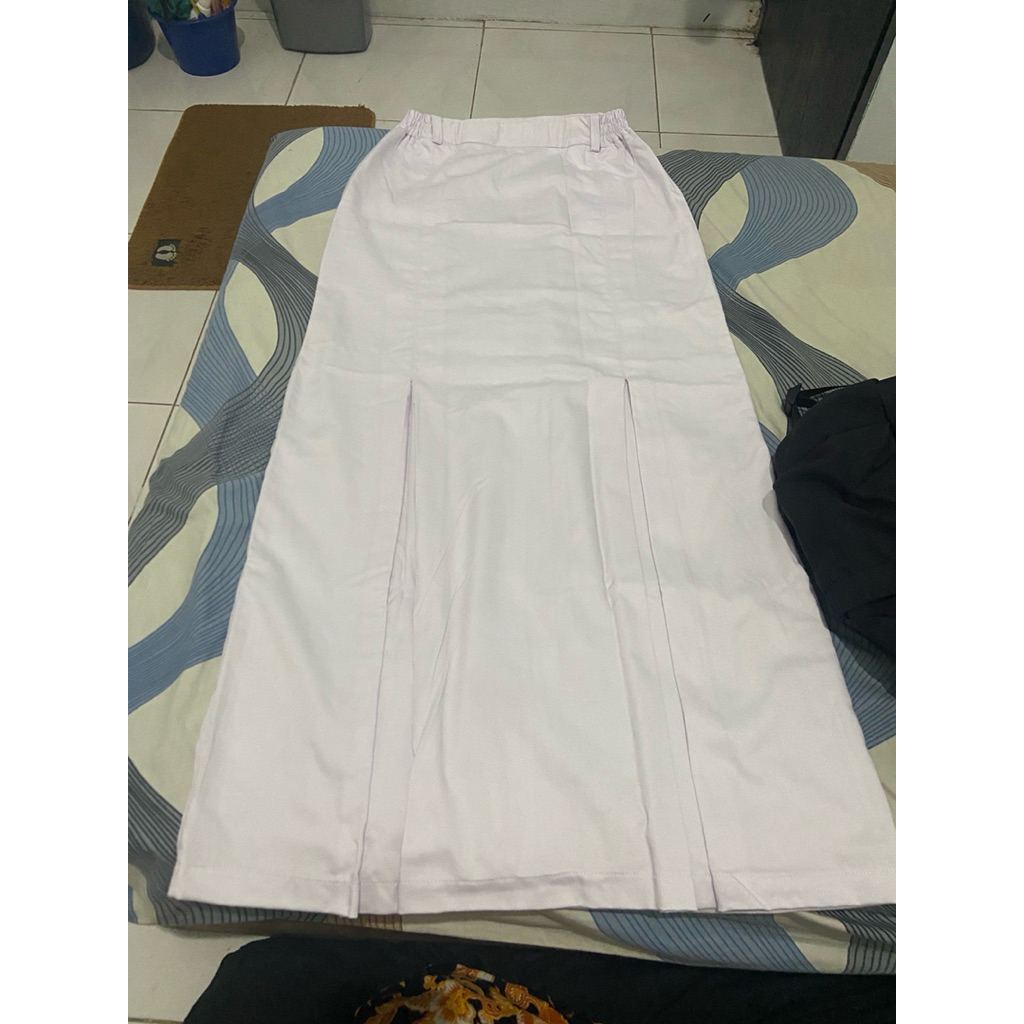 Preloved Rok Putih Sekolah/Kuliah/Ospek