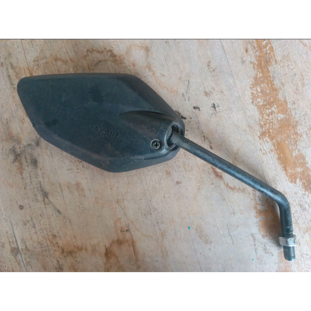 Spion kanan original Yamaha Jupiter Series.
