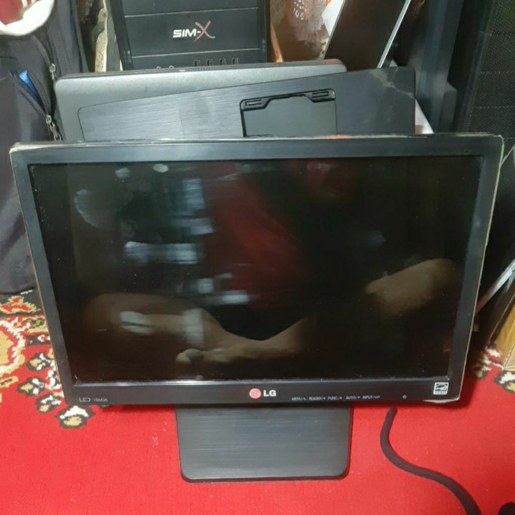 MONITOR LED LG (bukan lcd)