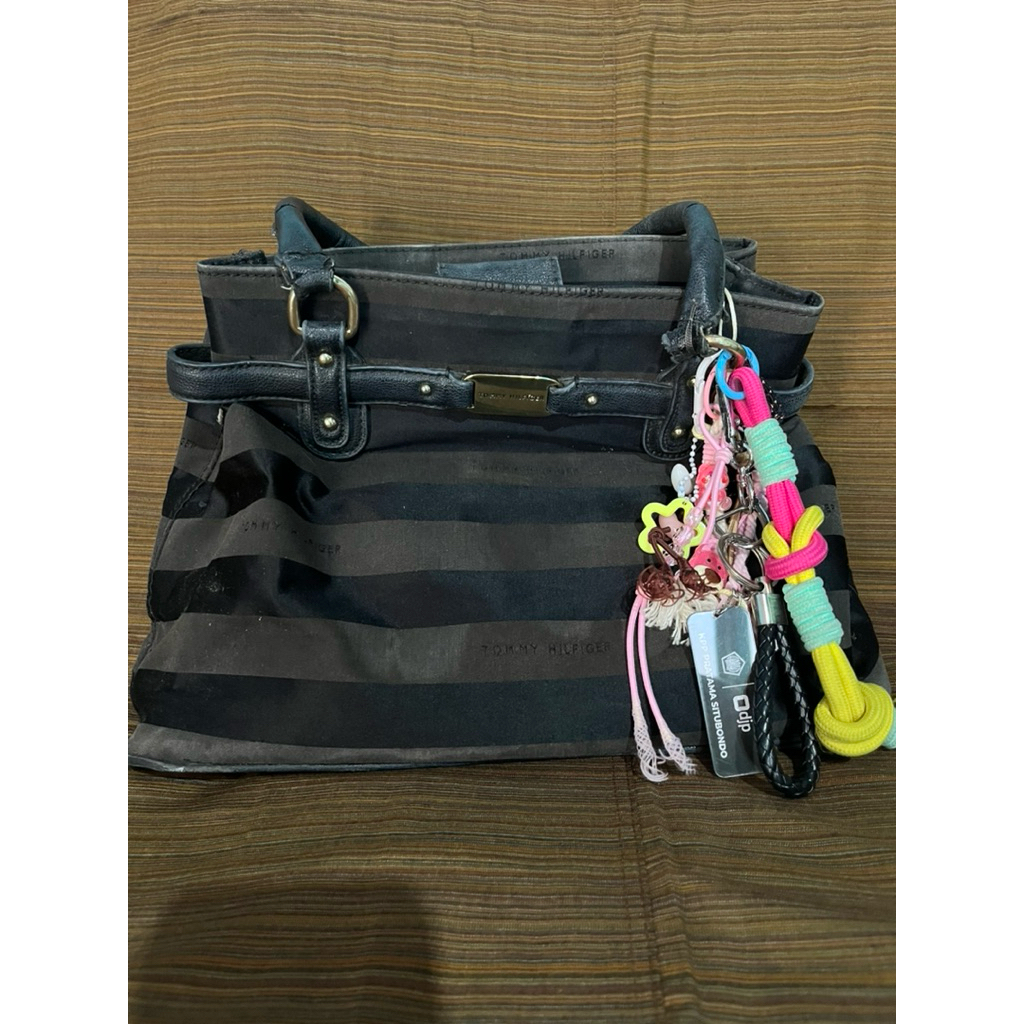 [PRELOVED] Tas T*mmy Hilfiger