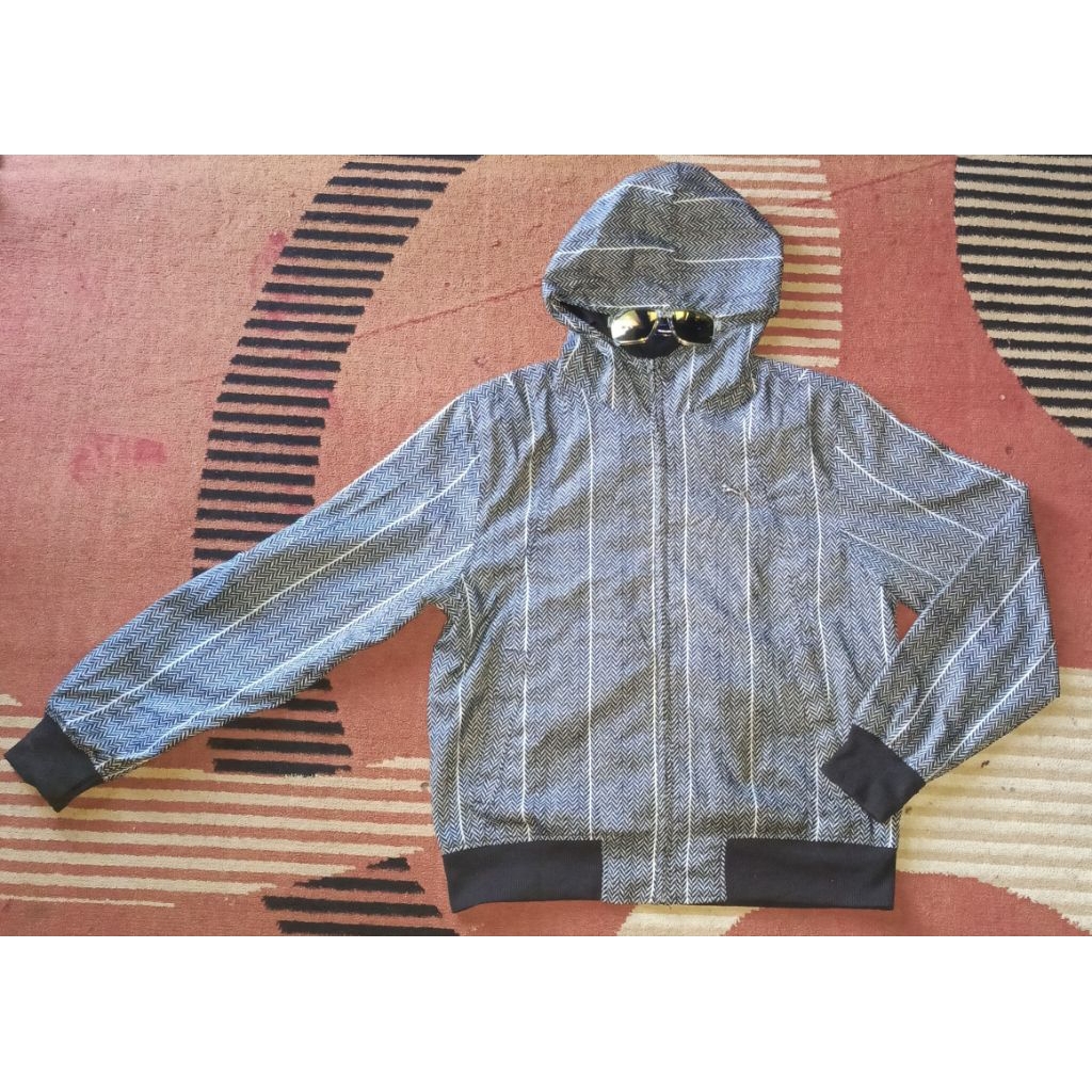 jaket wb PUMA bermotif second