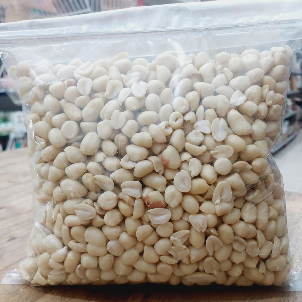 KACANG TANAH KUPAS / KACANG KUPAS MENTAH