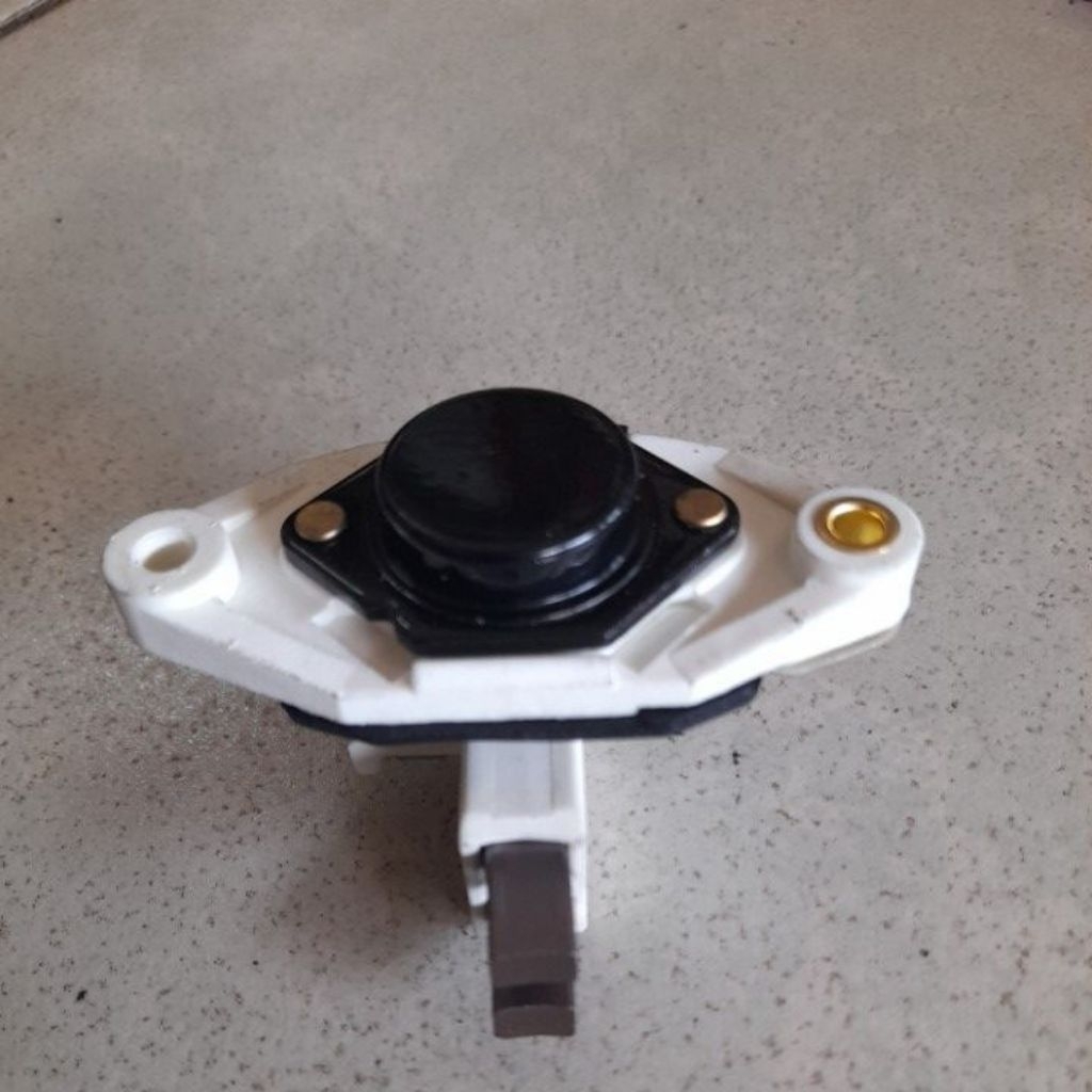 Regulator Alternator 24V Mercy OH 1521