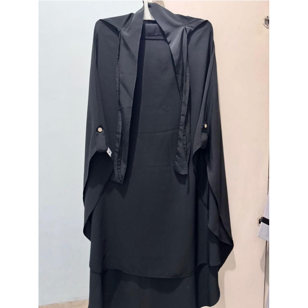 Preloved FK Yarka Ellena Lady (Black, L)