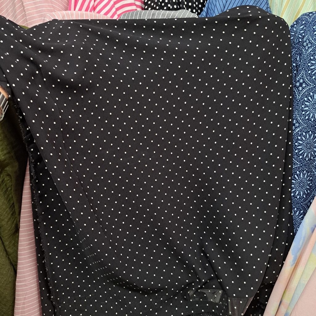 kain ceruti motif//kain ceruti motif premium//kain ceruti baby doll motif polkadot//kain ceruti eksk