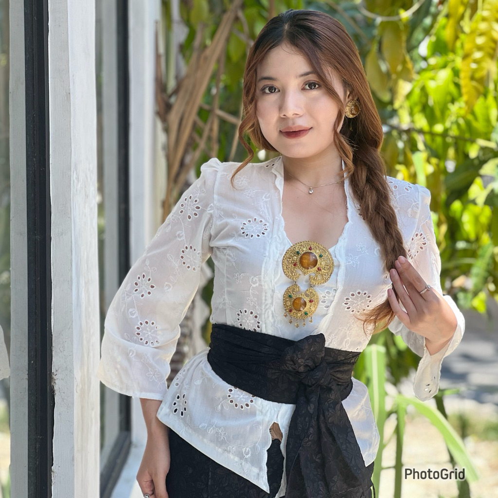 HEMAT` KEBAYA BORDIR LONCENG PUTIH TULANG PROMO S-XXL