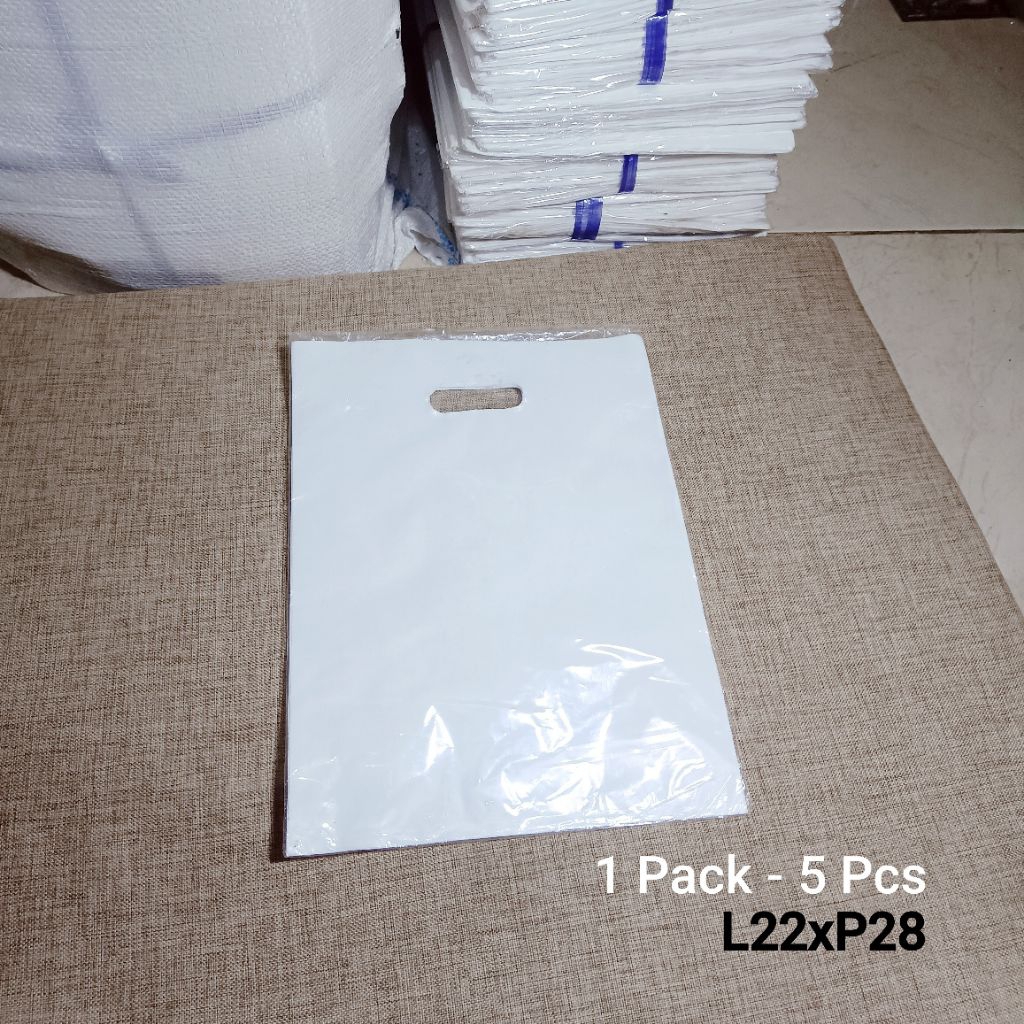 Plastik Kantong / Plastik Plong / Plastik Putih Polos