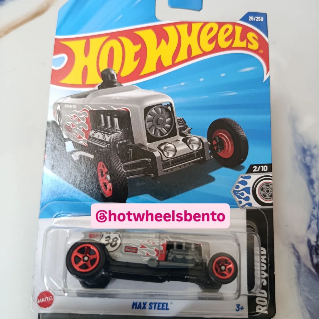 HOTWHEELS MAXSTEEL plus PROTEKTOR