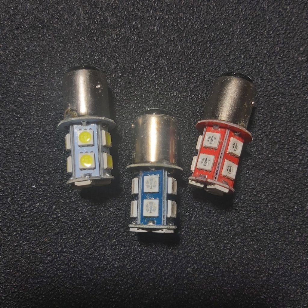 Grosir lampu stop LED 13led kedip motor mobil 12v